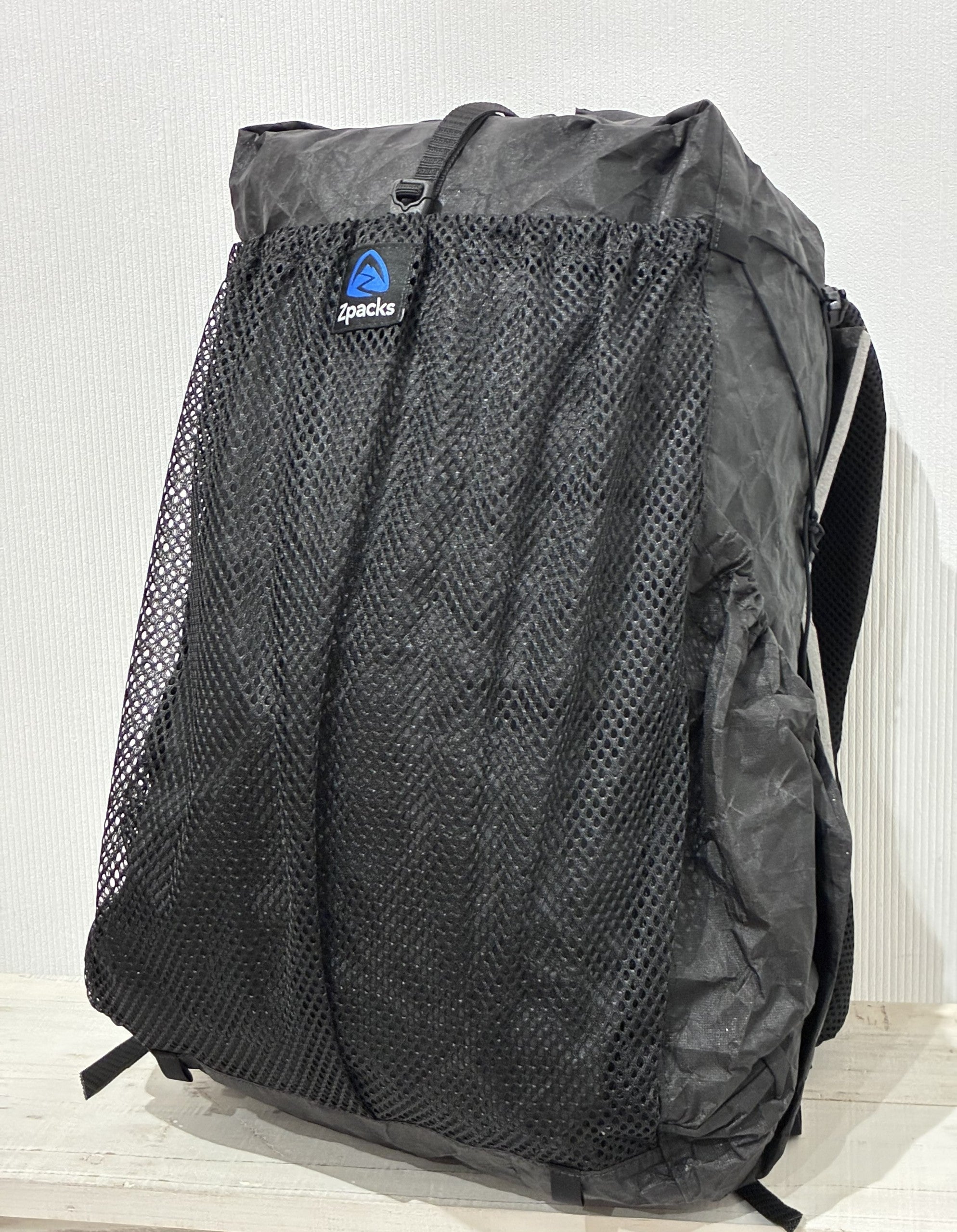 Zpacks Nero Classic Backpack 30L | Bright Light