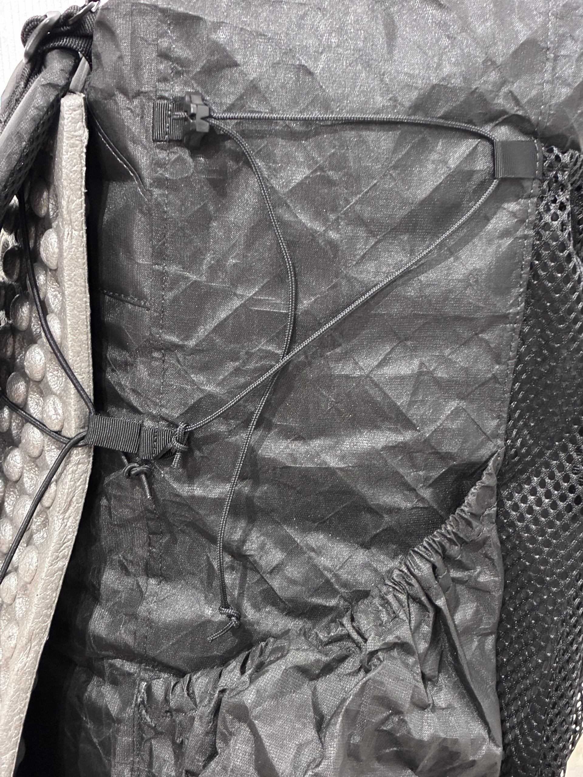Zpacks Nero Classic Backpack 30L | Bright Light